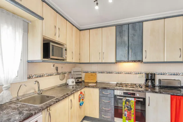 Villa independiente con piscina privada, vitas a la laguna Rosa y Salinas de Torrevieja — 23