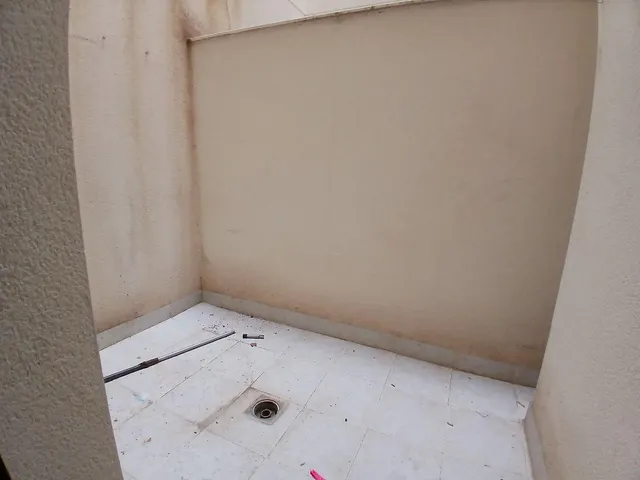Amplio Piso con 3 habitaciones en Av. Catalunya — 17