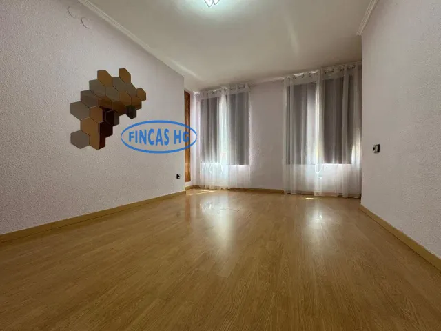 vivienda junto al museo Marq — 2