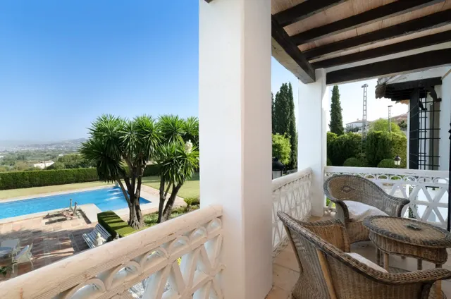 CASA DE LUJO EN LA ZUBIA — 5