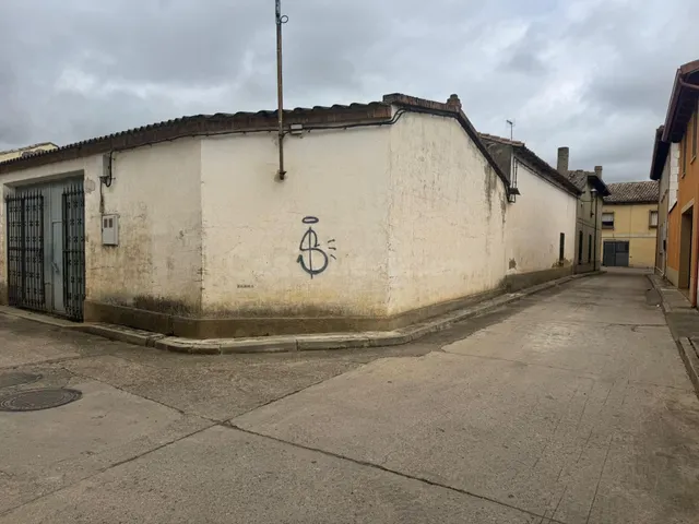 MONCASA VENDE CASA EN FROMISTA - foto 5