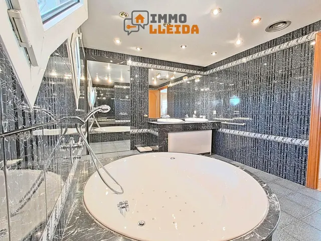 Fabuloso chalet de estilo moderno en Tárrega — 19