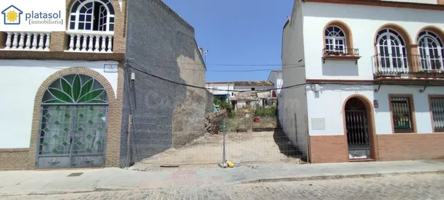 Solar urbano en el centro de Gerena - foto 5