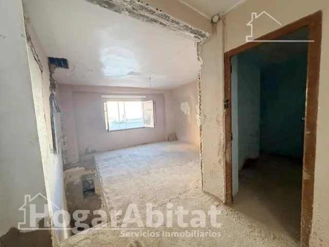 Diseña a tu gusto esta casa a reformar con gran terraza solárium — 13
