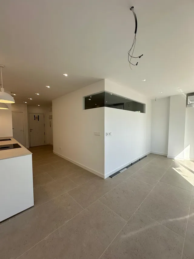 PISO TOTALMENTE REFORMADO EN EL ALBIR CON PISCINA Y CERCA DEL MAR ! — 6