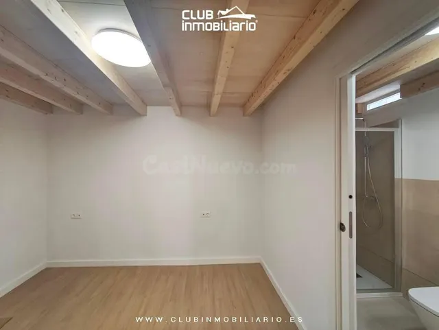 Loft de diseño con doble altura en pleno corazón de El Tosca - foto 4