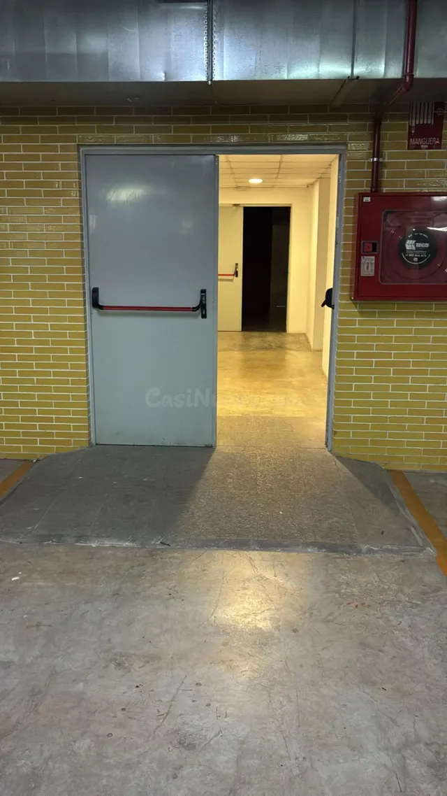 PLAZAS DE GARAJE EN EDIFICIO PLAZARTE (MURCIA) - foto 5