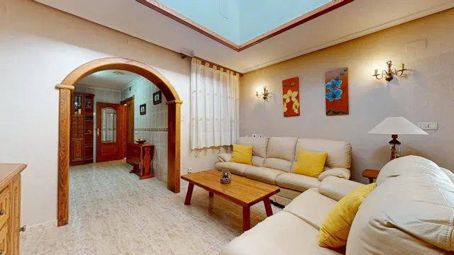 Amplia vivienda con bajo de 100m2 en Pilar de la Horadada — 21