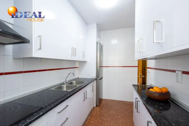 ESTUPENDO ATICO JUNTO AL MAR CON TERRAZA FANTASTICA — 18