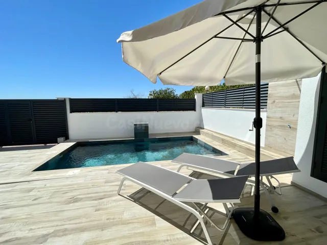 SE VENDE VILLA INDEPENDIENTE EN GUARDAMAR DEL SEGURA, 3 habi - foto 4
