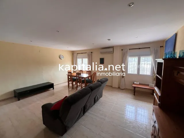 Chalet a la venta en l'Olleria — 41