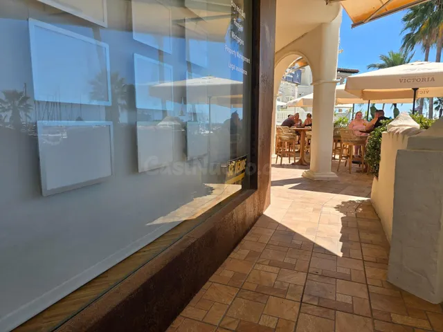 Local comercial 226m² en venta - Puerto Marina - foto 4