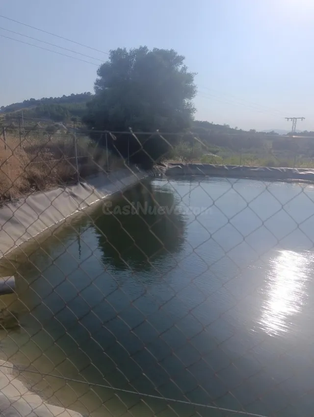 Casa rústica con porche y patio en Paraje Retamar, Cehegín –
