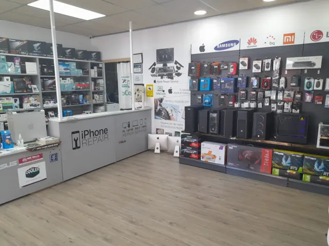 LOCAL COMECIAL ALA VENTA EN SALOU CENTRO. — 2
