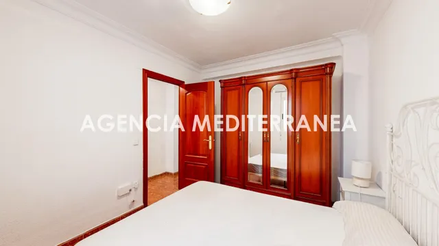 Piso en venta en la playa de la malvarrosa — 28
