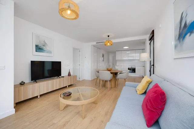 Ático dúplex en Villamartín con espectacular solárium privad - foto 4