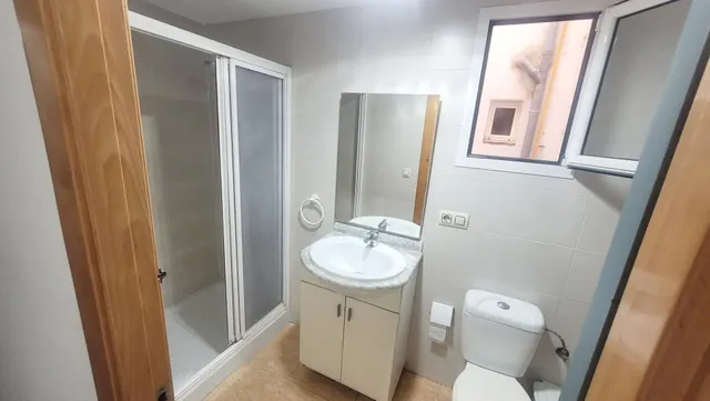 VENTA DE PISO En Els Orriols, Valencia!! — 24