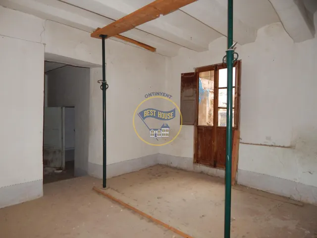 OPORTUNIDAD CASA PARA REFORMAR EN AGULLENT (VALENCIA) — 2