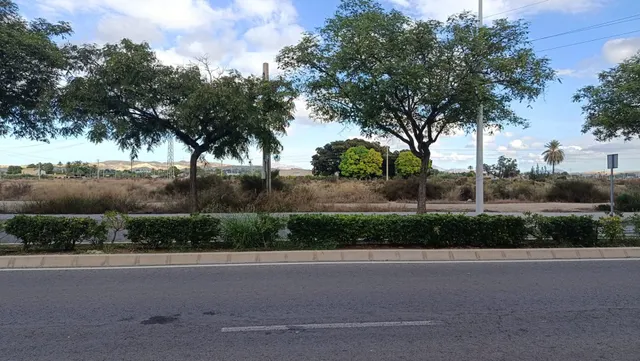 Local comercial — 9