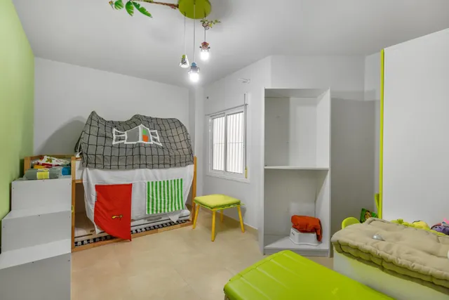 Amplia vivienda de 4 dormitorios en zona céntrica – Calle San Pascual (junto a Calle Orihuela) — 15