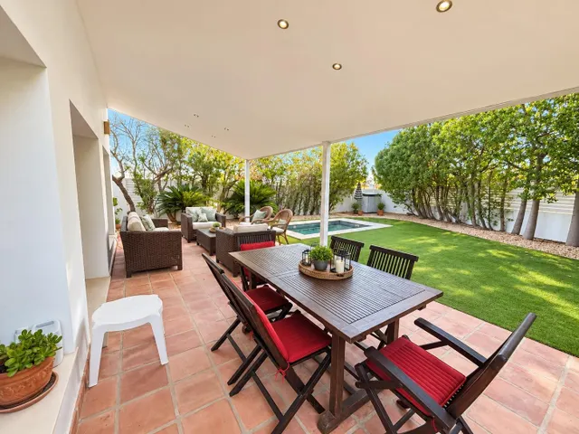 Chalet independiente con piscina y jardín en El Vedat de Tor - foto 4