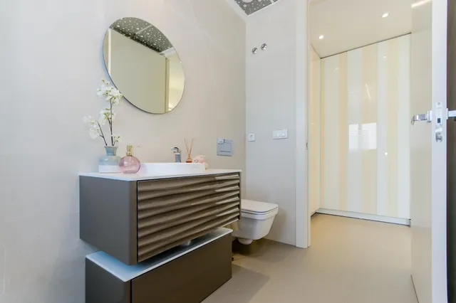 VILLA CON PISCINA PRIVADA — 34