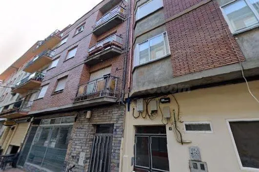 SE VENDE local comercial OKUPA en C Matachana 7 de Ponferrad - foto 4