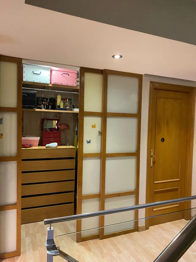 Espectacular adosado con buhardilla , apartamento independiente con baño y sin cocina, garaje doble y piscina en zona residencial premium — 20