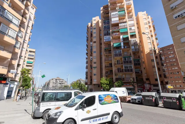 PISO JUNTO PLAZA DE LA HIPICA - AVENIDA DE AMERICA — 42