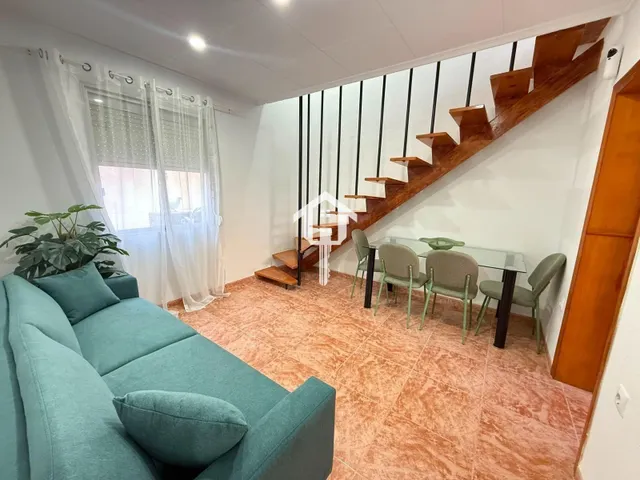 Dúplex reformado de 3 habitaciones con terraza en zona virgen del remedio de Alicante — 9