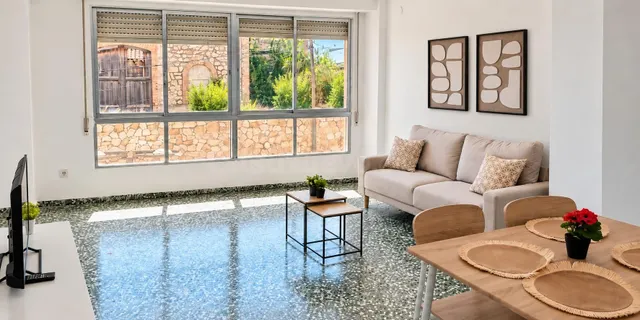 OPORTUNIDAD: Apartamento Semireformado