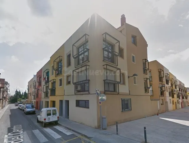 VIVIENDA EN VINYOLS I ELS ARCS