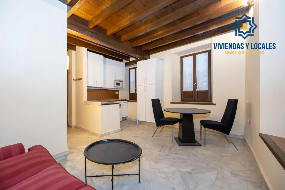 Barrio del Realejo. Precioso apartamento de un dormitorio y un baño junto al Campo del Príncipe.