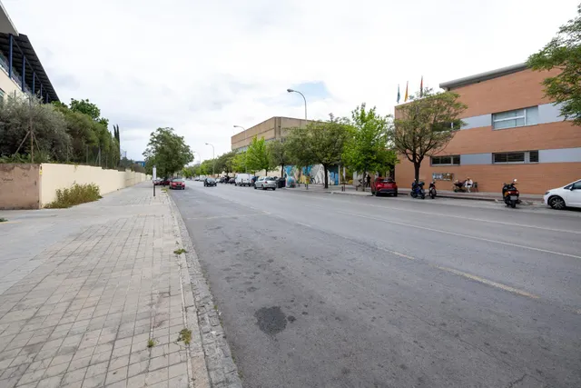 ¡Oportunidad! Se vende local con negocio de heladería en pleno funcionamiento. Parque Nueva Granada — 24