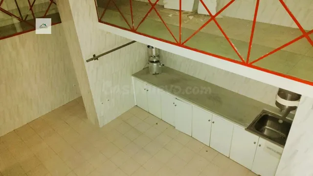 Venta de Local Comercial en Calle Ramón J. Sender 5 - foto 5