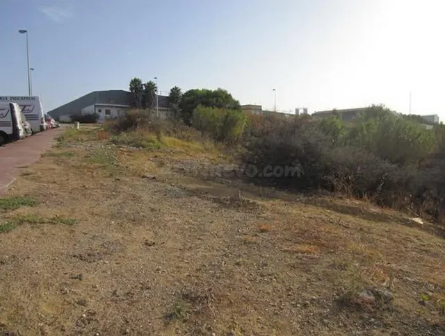 Solar en venta de procedencia bancaria - foto 4