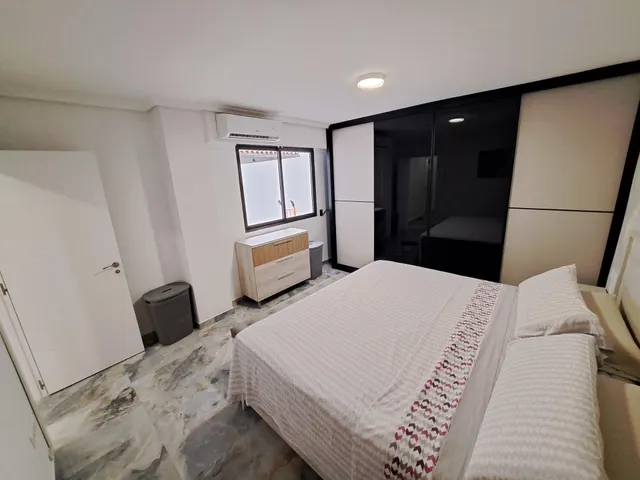 VIVIENDA COMPLETAMENTE REFORMADA Y PERFECTAMENTE EQUIPADA — 26