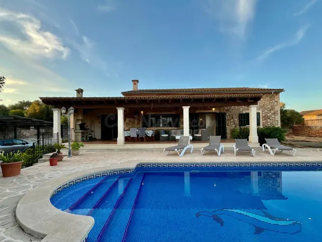 Lujosa casa de campo en alquiler en zona Campos. - foto 5