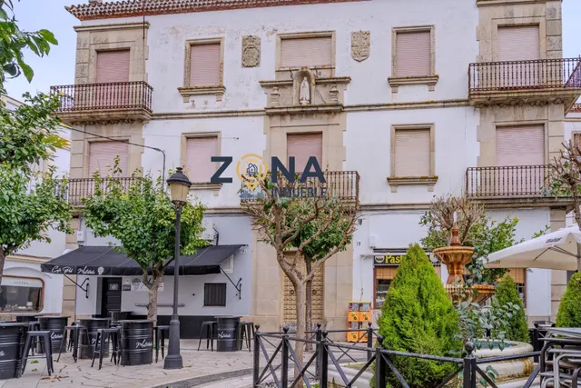 UN EDIFICIO NO PARA CUALQUIERA EN VALENCIA DE ALCÁNTARA - CÁ