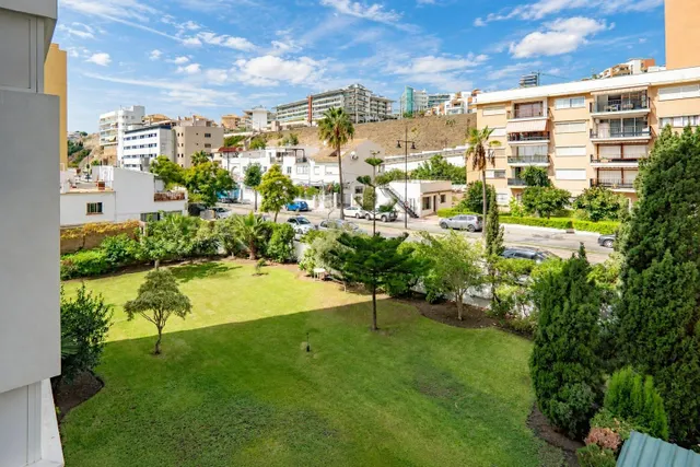 VIVIR FRENTE AL MAR EN FUENGIROLA — 35
