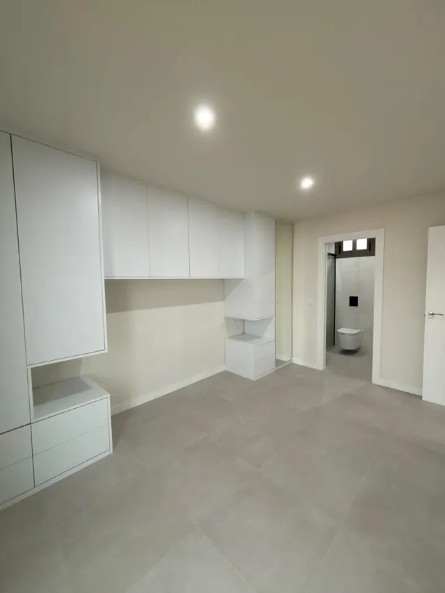Se vende ático con piscina privada en Estepona — 6