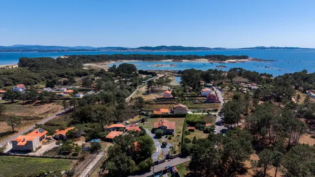 VILLA EN LA ISLA DE AROUSA