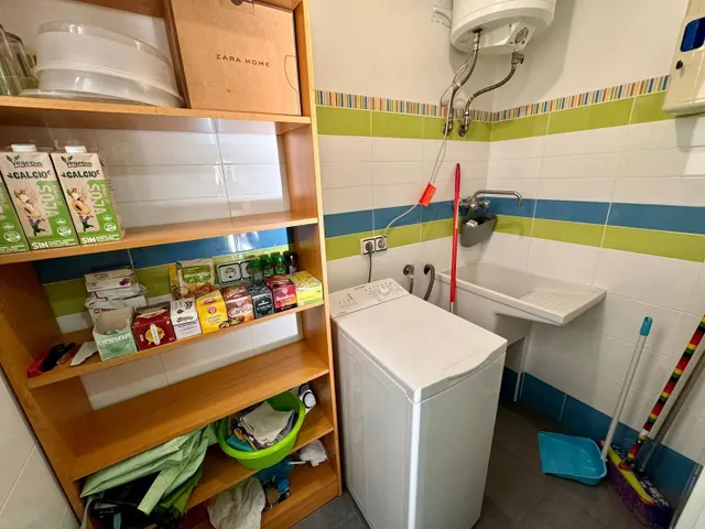 Piso de 3 dormitorios en Altamira, en pleno centro de Almería — 29