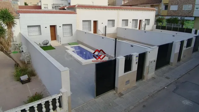 Exclusiva vivienda independiente con piscina privada en el c - foto 3