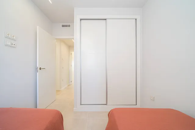 APARTAMENTO DE DOS DORMITORIOS EN VENTA EN DENIA, PRIMERA LINEA. COSTA BLANCA. — 14