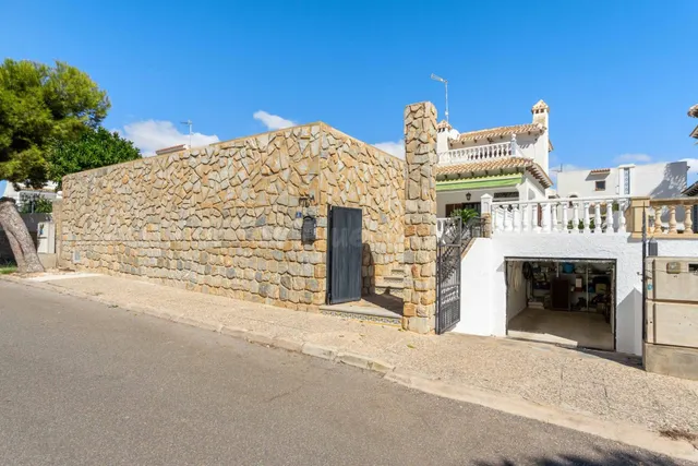 Fatastic Villa Four beds two baths - best location- South fa - foto 4