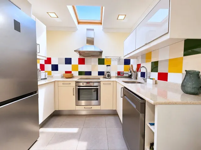 En alquiler estupendo bungalow con amplio jardin y mucha luminosidad — 15