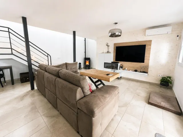 Casa 5 habitaciones 287m² en venta - Oromana - foto 5