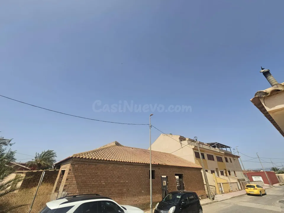 CONSTRUCCIÓN TECHADA PARA TERMINAR A TU GUSTO.