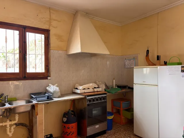 Chalet en Venta: Oportunidad Única por €318,000 — 26